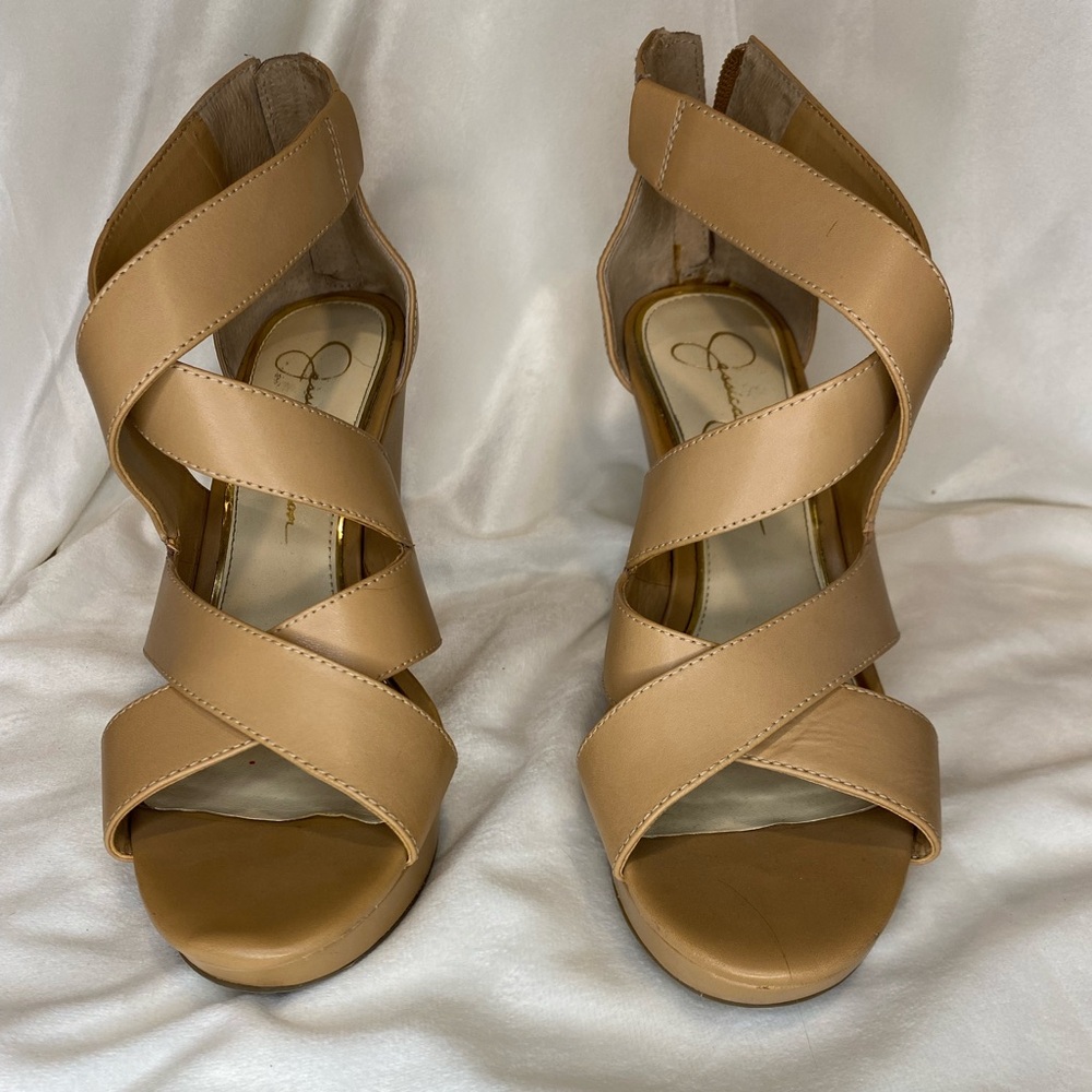 Jessica Simpson Elegant Tan Strappy Women's Sandals Size 8 Like New